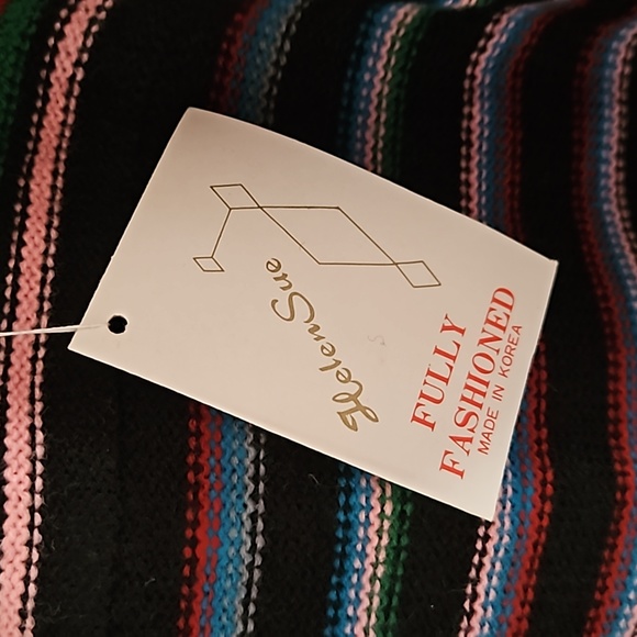 Helen Sue short sleeved sweater with hood - Picture 4 of 7